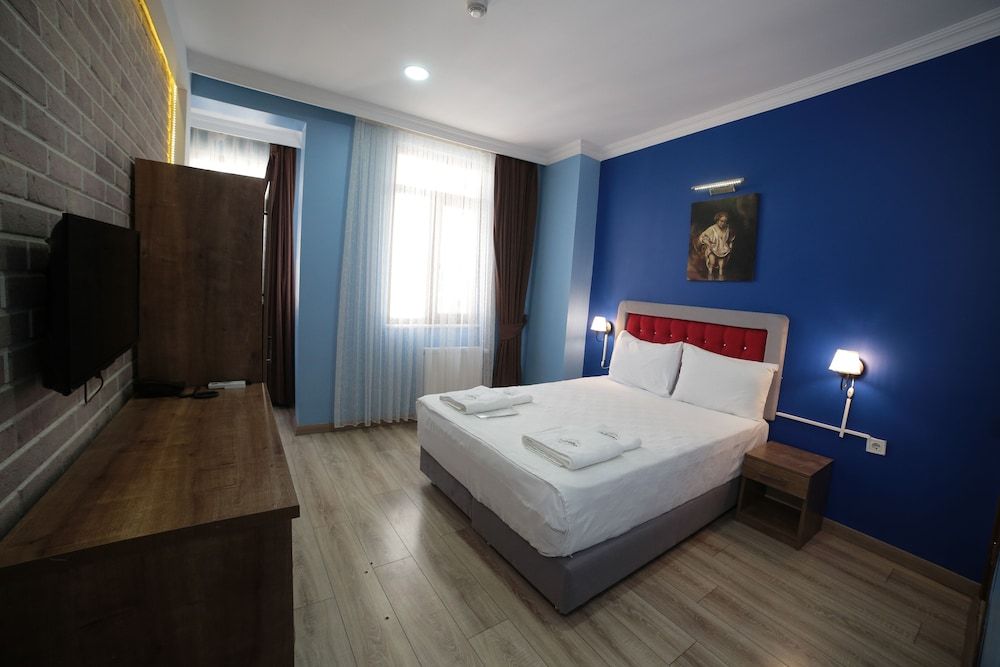 Taksim Park Double Room 6