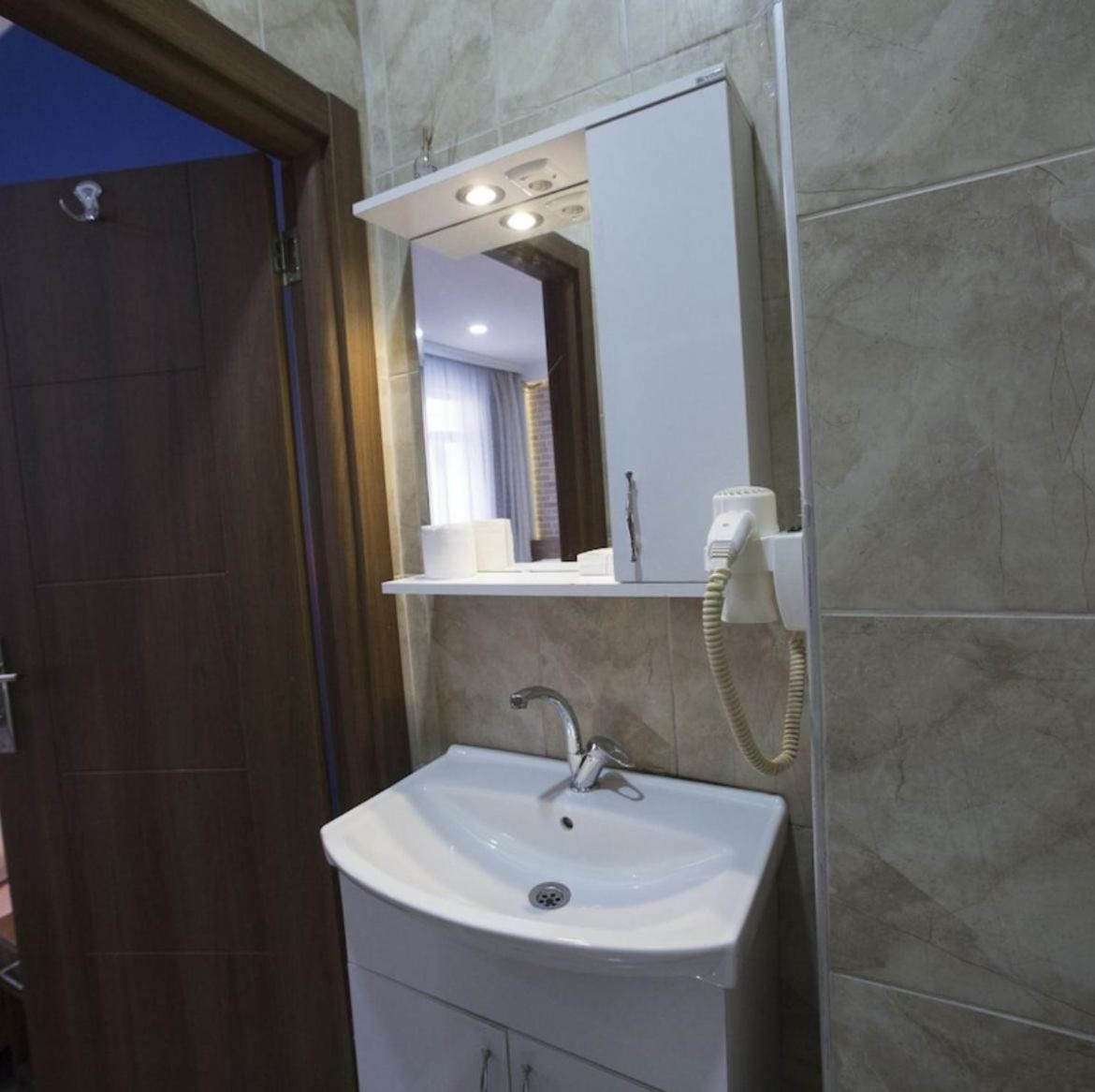 undefined Taksim Park 6