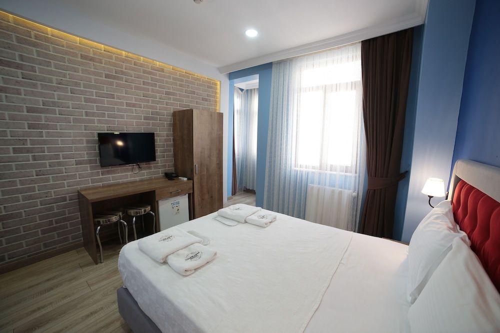 Taksim Park Double Room 2