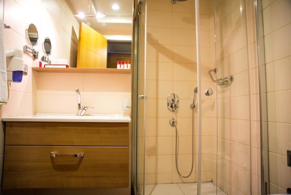 Efeler Hotel Junior Suite, 1 Double Bed with Sofa bed 4