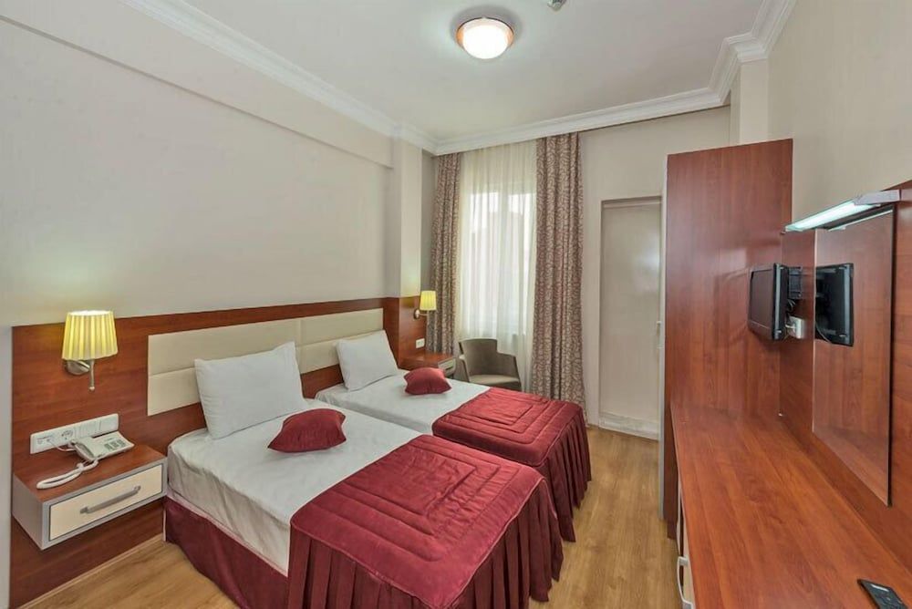 undefined La Garden Hotel 4