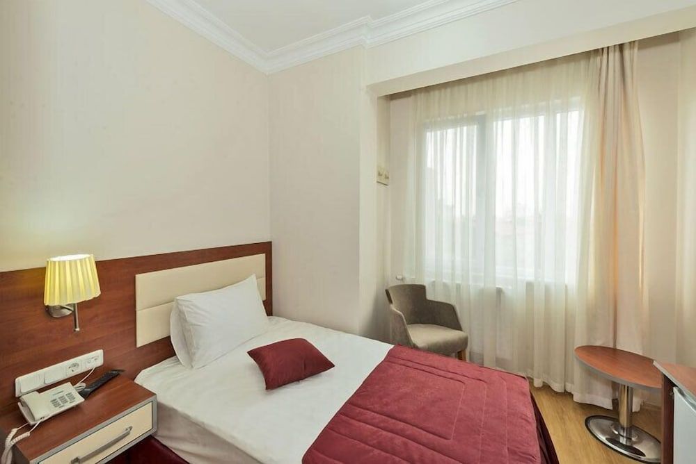 undefined La Garden Hotel 3