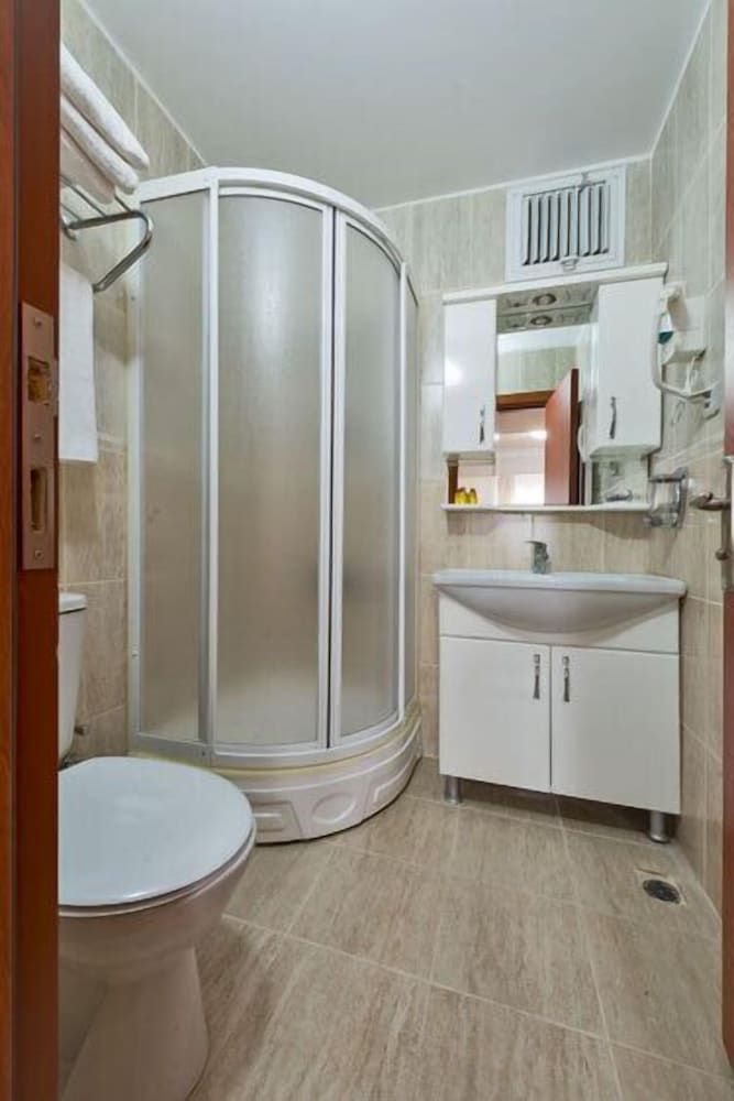 La Garden Hotel Double or Twin Room 4