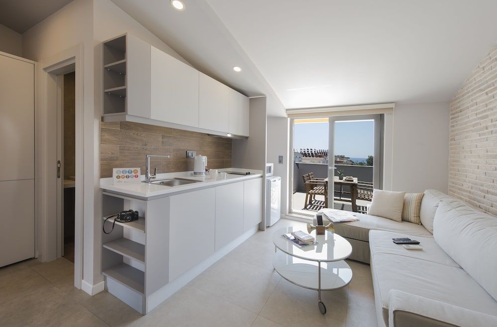 undefined Trend Suites 2