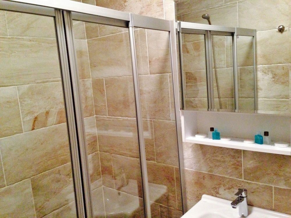 undefined Atrium Suites 5