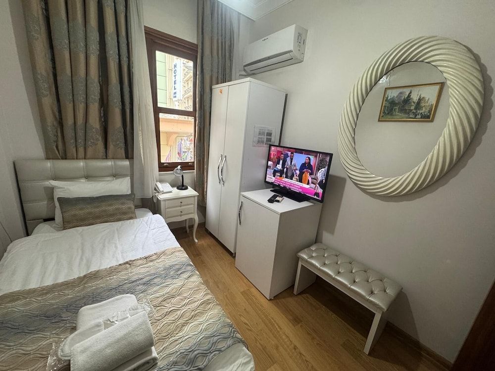 undefined Rosalie Palace Hotel 9