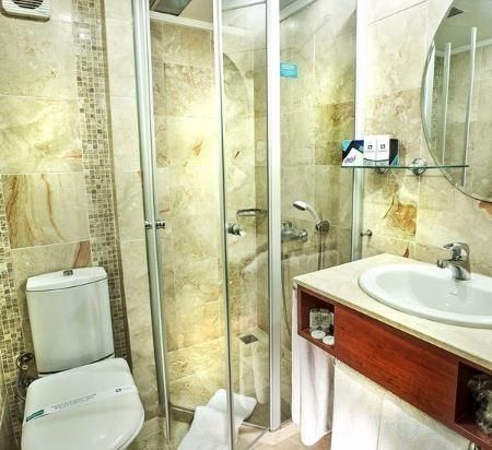 Feronya Hotel Double Room 15