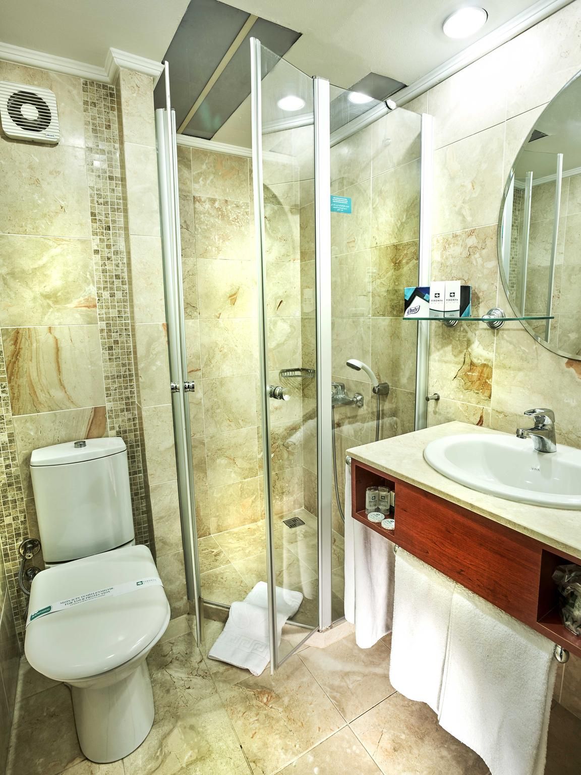undefined Feronya Hotel 7