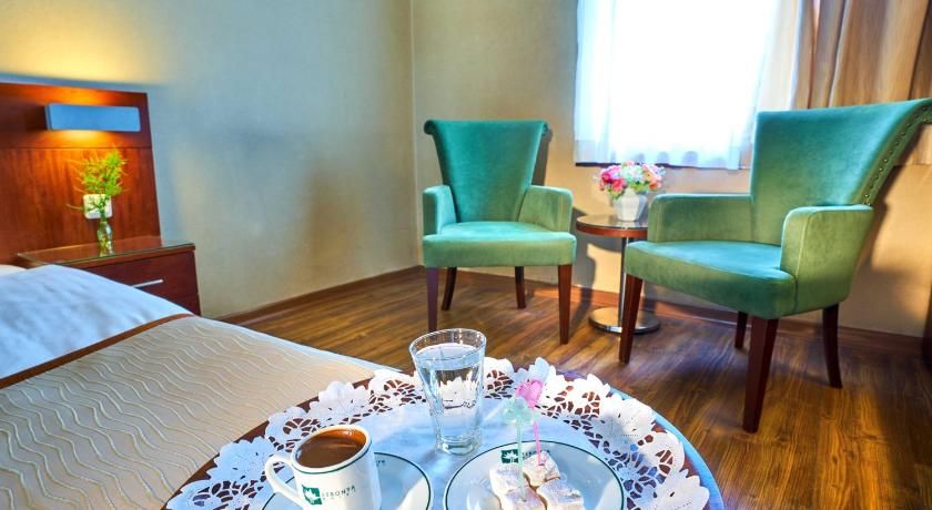 Feronya Hotel Double Room 16