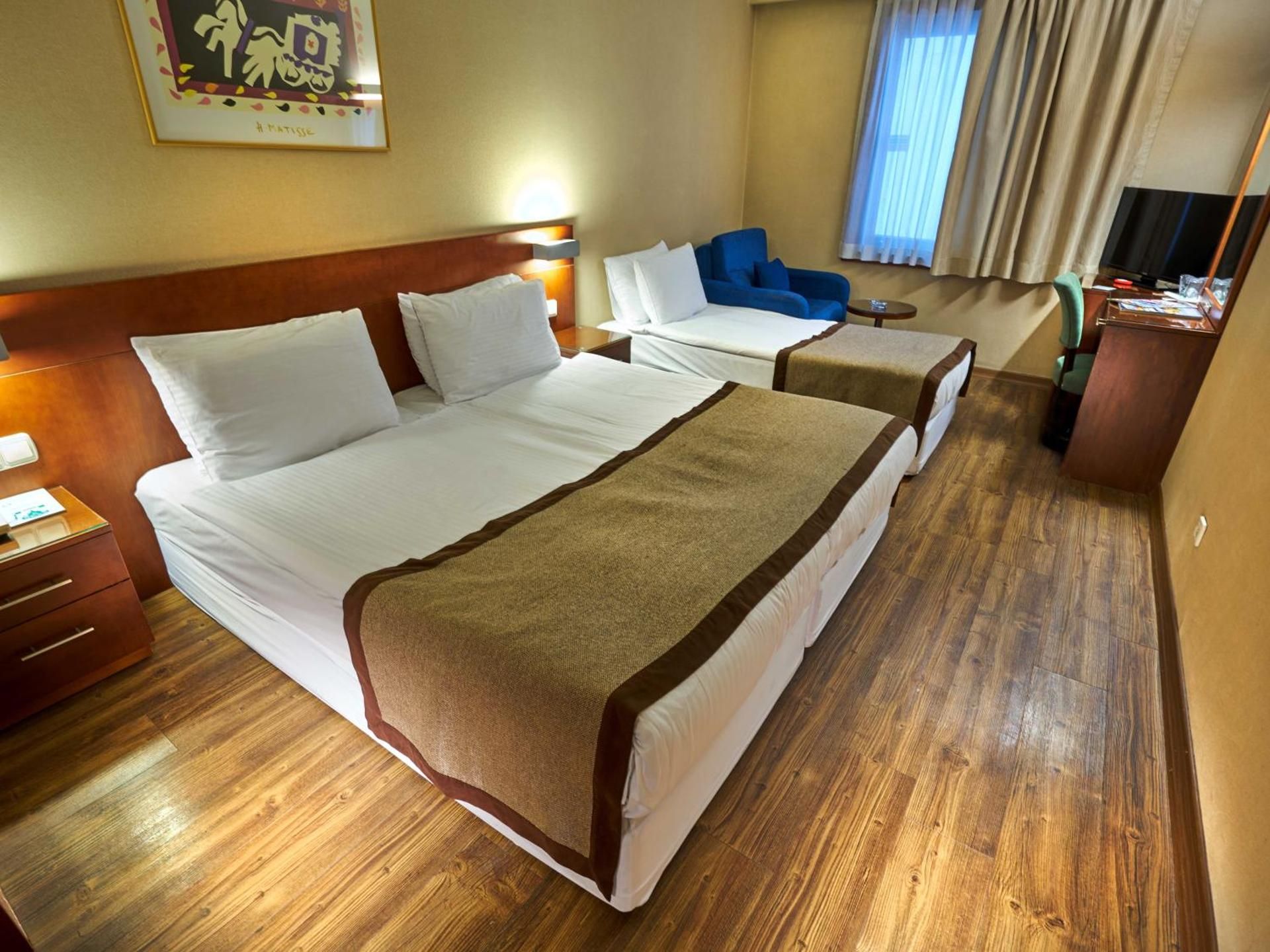 undefined Feronya Hotel 6