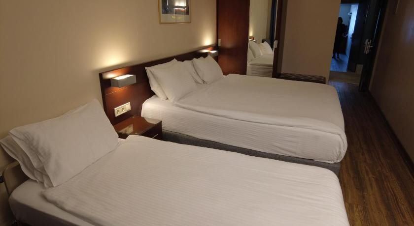 undefined Feronya Hotel 3