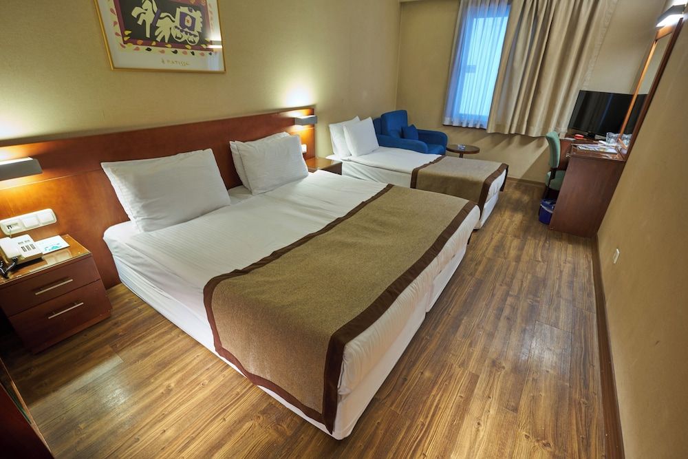 Feronya Hotel Double Room 3