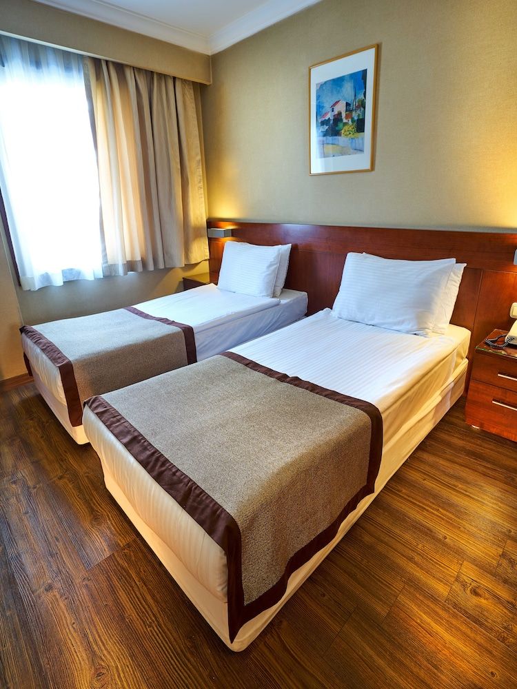 Feronya Hotel Double Room 2