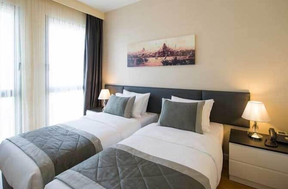 undefined Coresh Suites 5