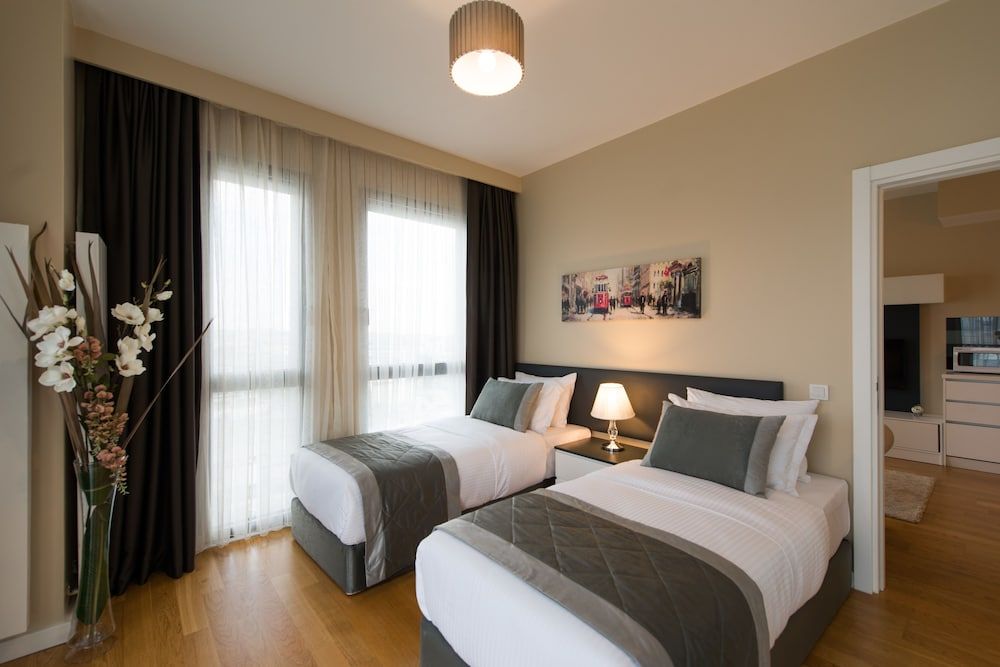 undefined Coresh Suites 3