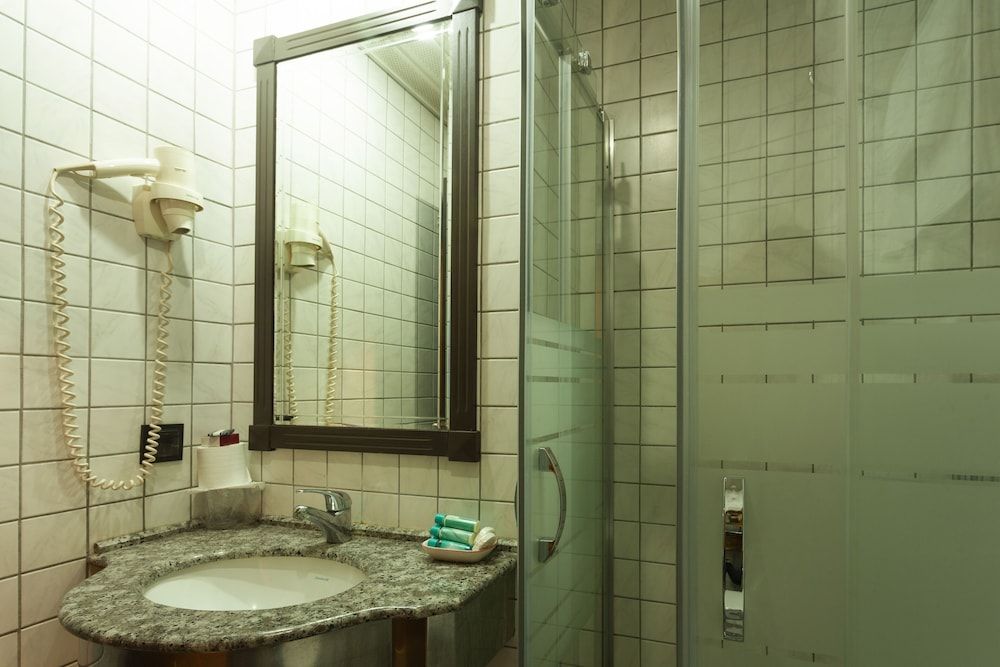 Balikcilar Hotel Basic Triple Room 5