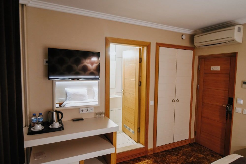 Horon Hotel Double or Twin Room 15
