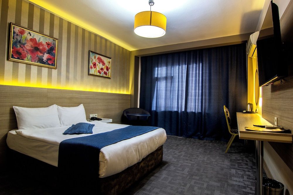 Baykara Hotel Comfort Quadruple Room, Accessible 2