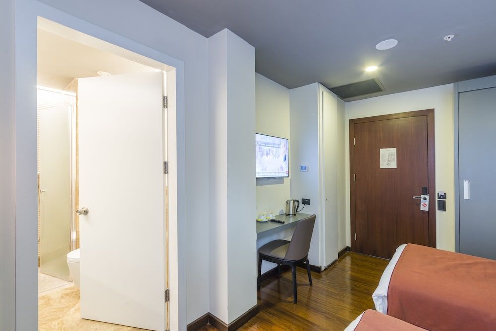 Terrace Suites Istanbul Standard Double Room 3