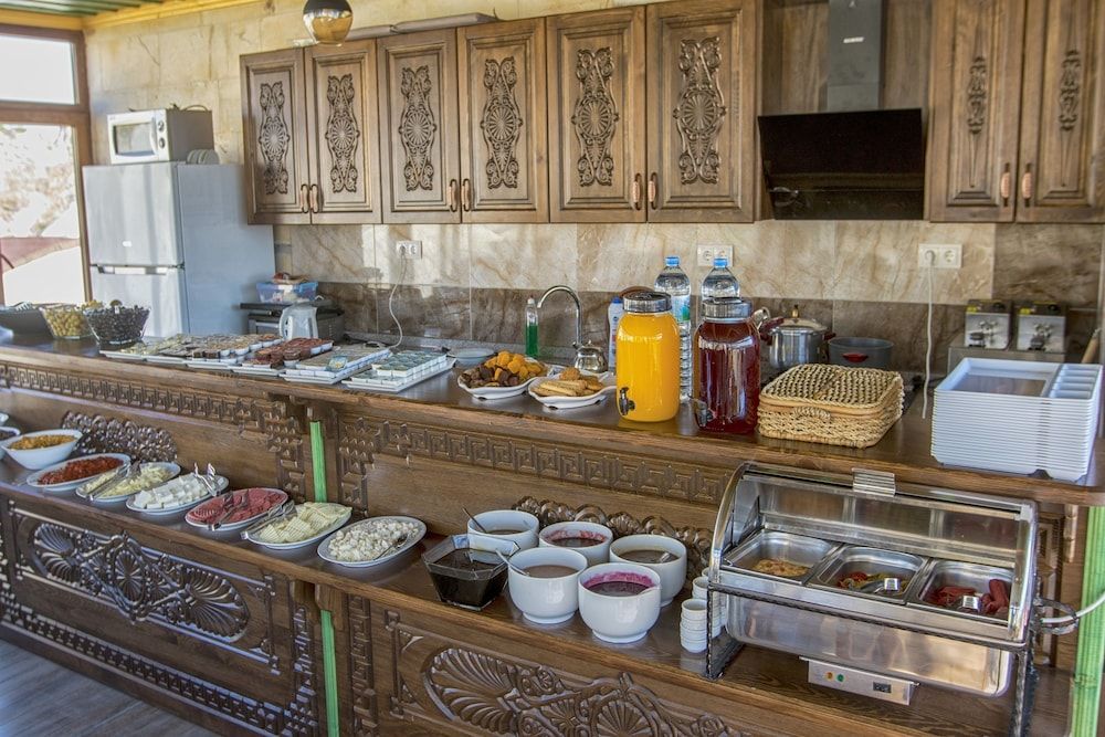 undefined Milat Cave Hotel 7