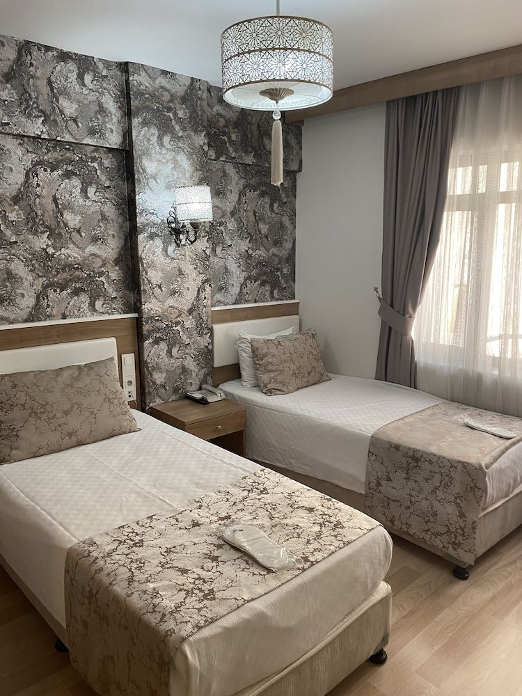 Polanin Hotel Double or Twin Room 13