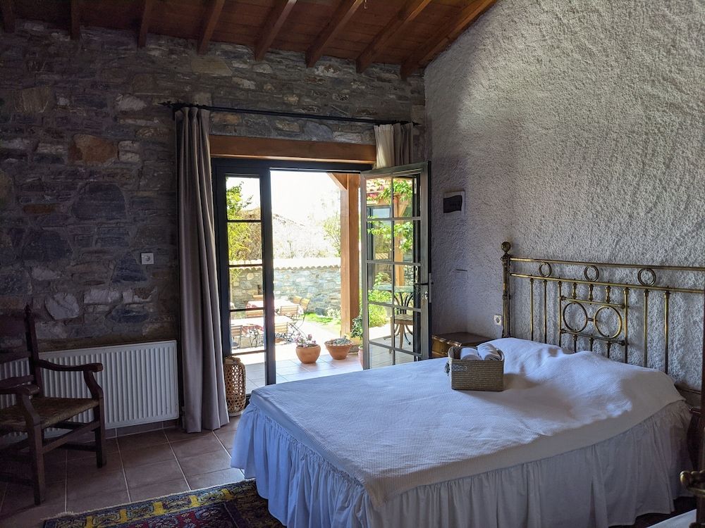 Bahab Guest House Signature Triple Room 11