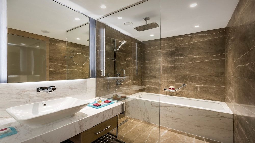 Crowne Plaza Istanbul Florya by IHG Standard Room 5