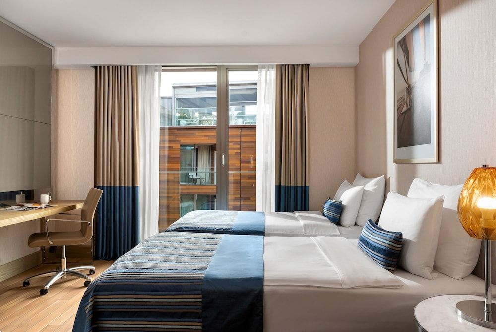 Crowne Plaza Istanbul Florya by IHG Standard Room 2