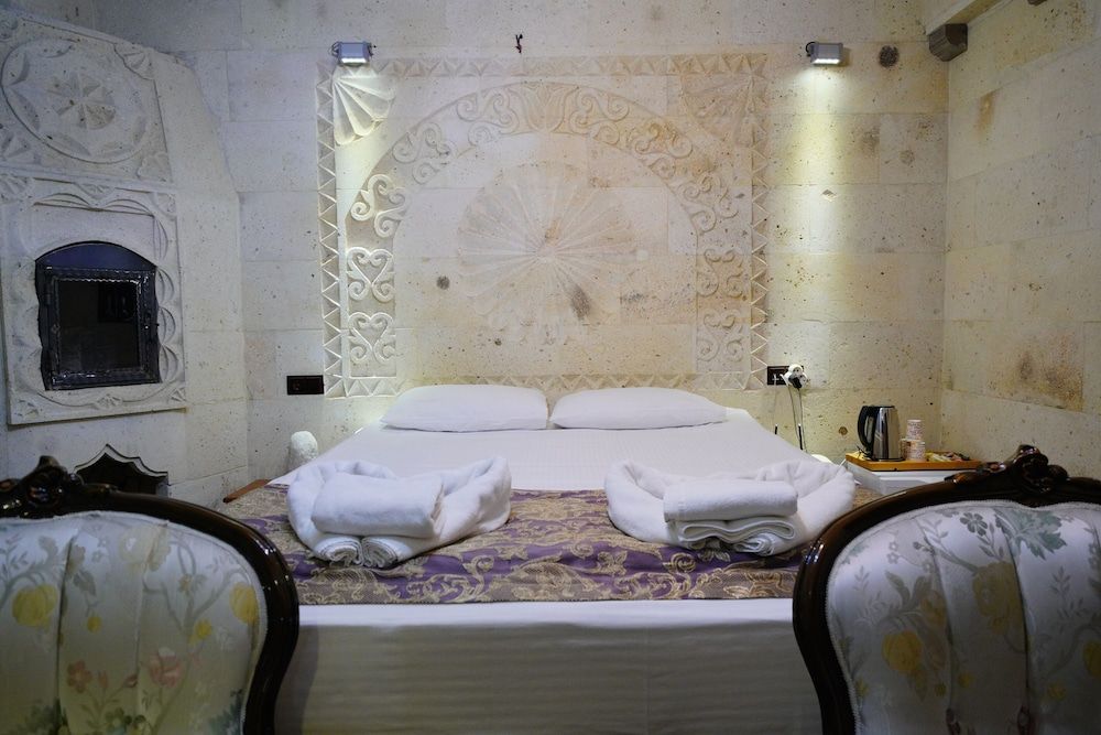 Sun Rise View Hotel Deluxe Suite, 1 King Bed 6