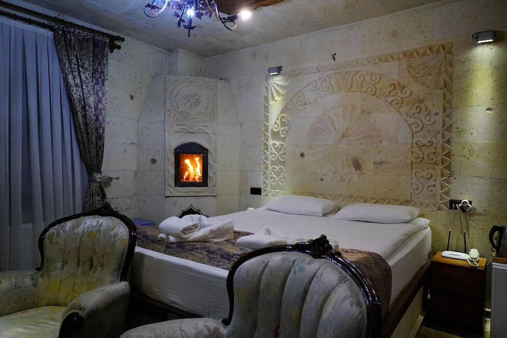 Sun Rise View Hotel Deluxe Suite, 1 King Bed 5