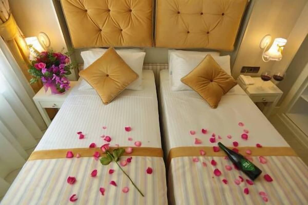 undefined Just Inn Hotel 2