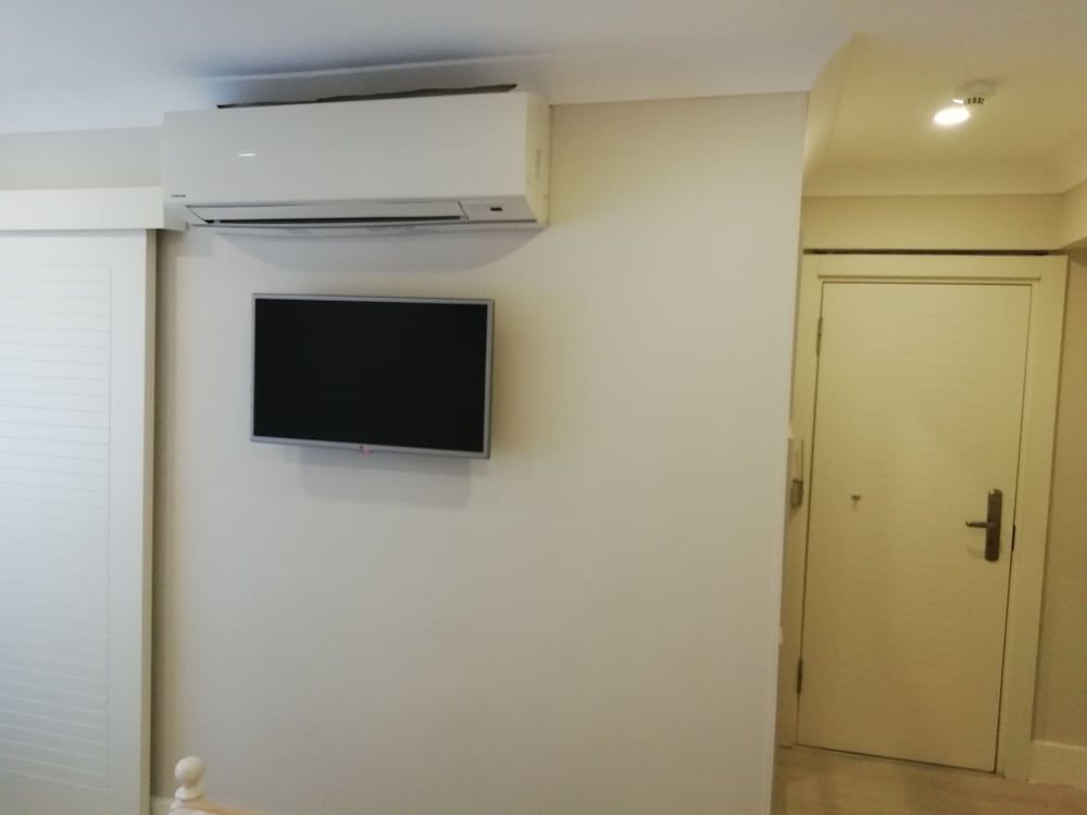 undefined Just Inn Hotel 4