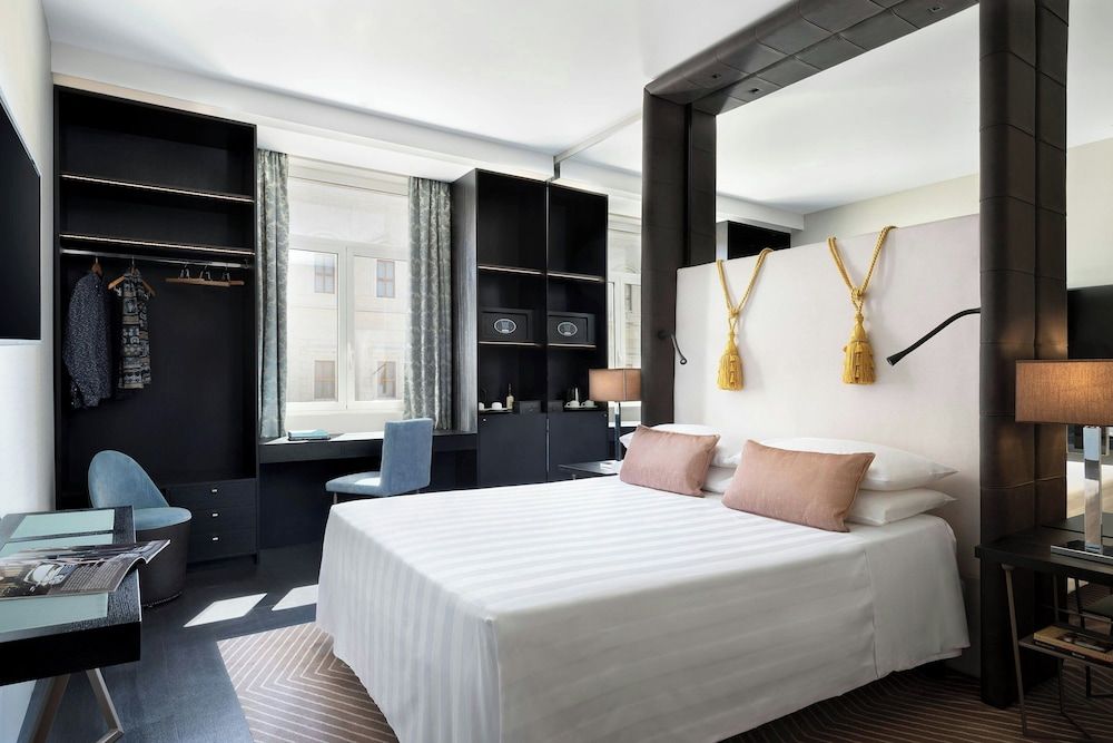 Superior Room, 2 Twin Beds (View)