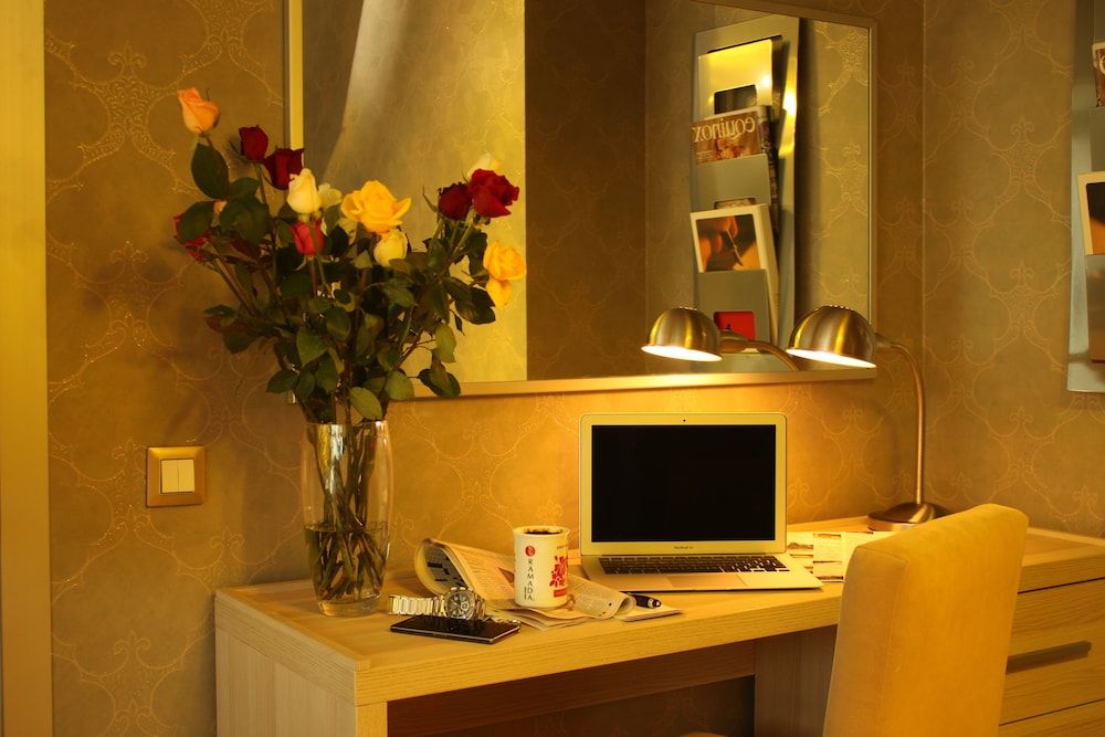 In-Room Business Center