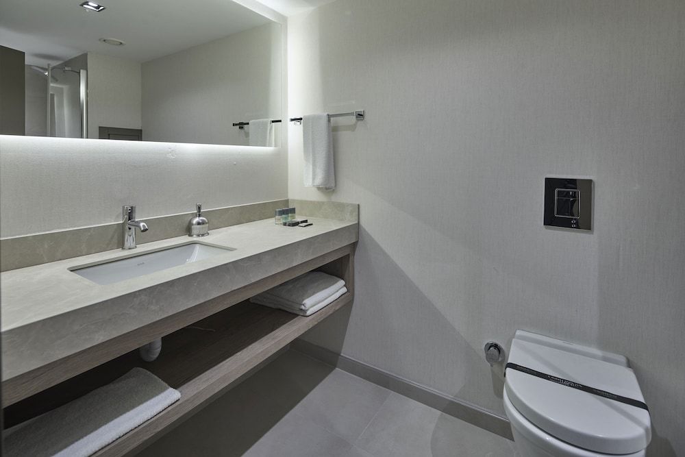 Sinema Hotel Standard Double Room 4