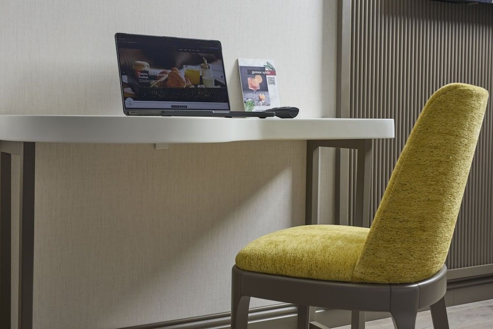 Sinema Hotel Standard Double Room 7