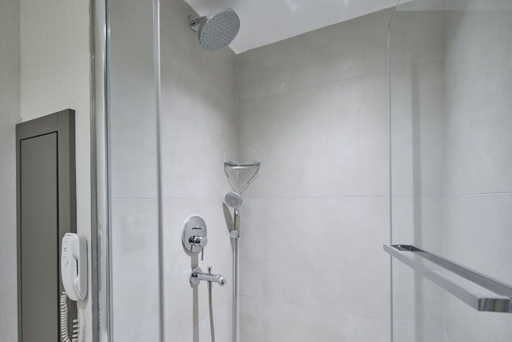 Sinema Hotel Standard Double Room 5