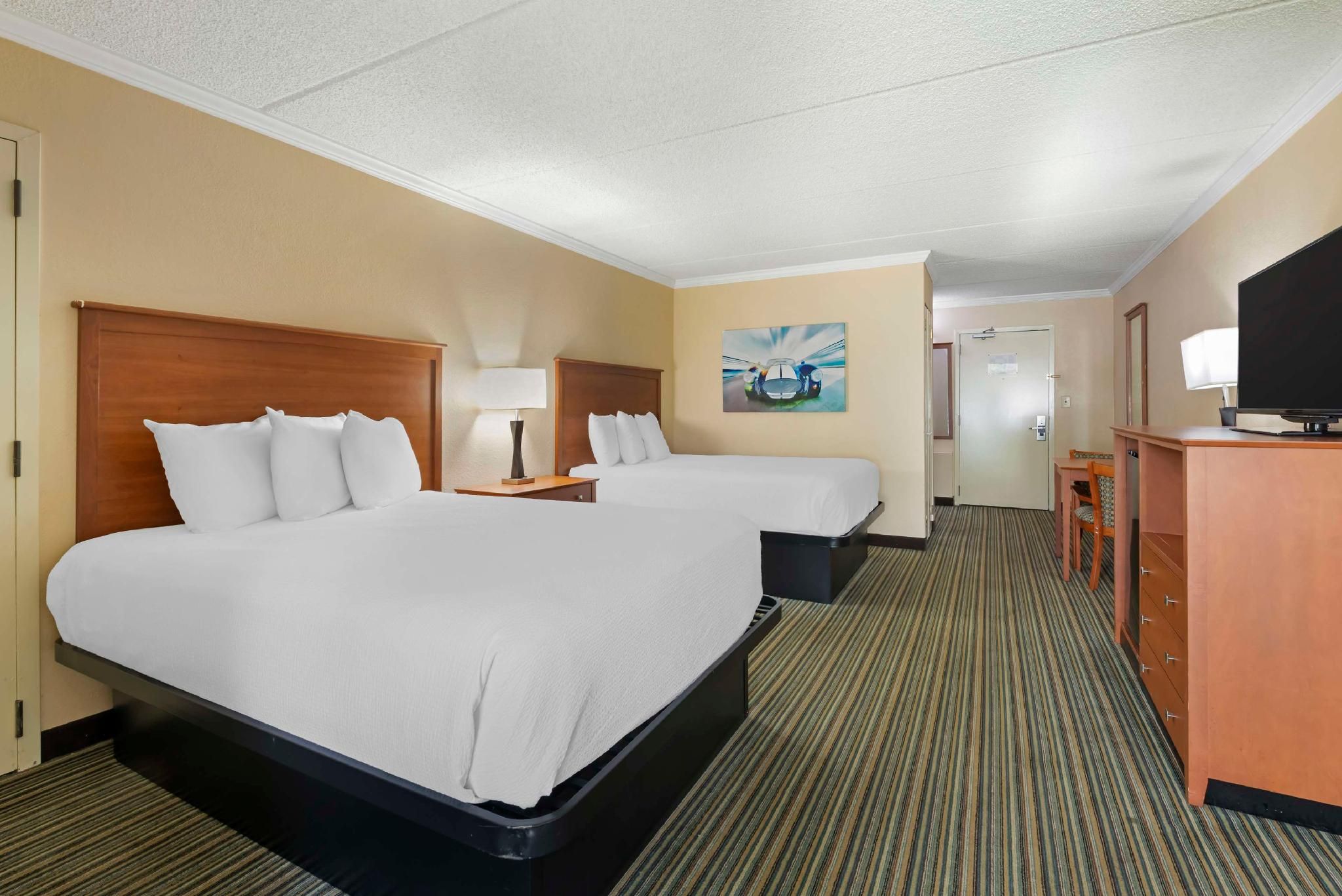 2 Double Beds, Nonsmoking, Balcony