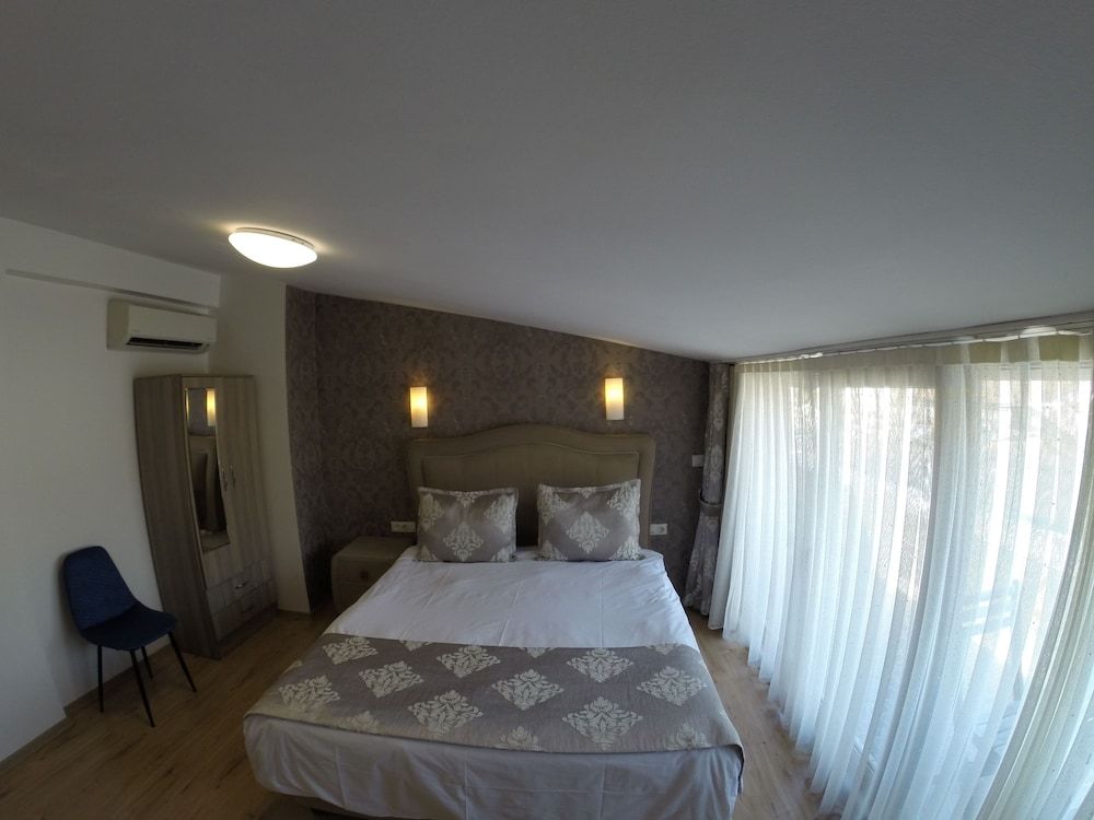 Meydan Suites Double Room, Balcony 3