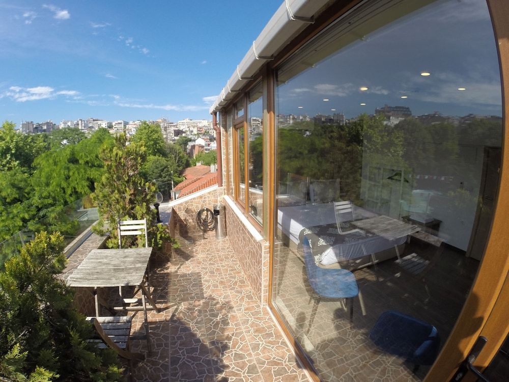 Meydan Suites Deluxe Double Room, Balcony 13