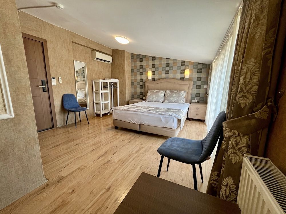 Meydan Suites Double Room, Balcony 12