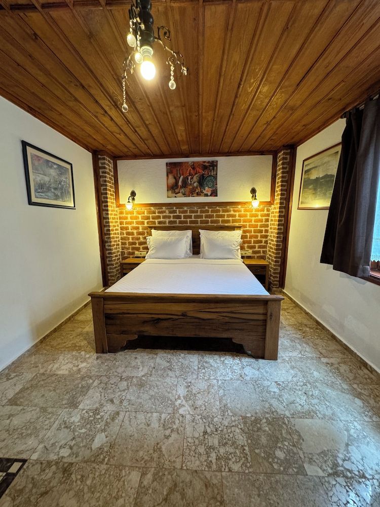 Casa Franco Old Town Deluxe Double Room 3