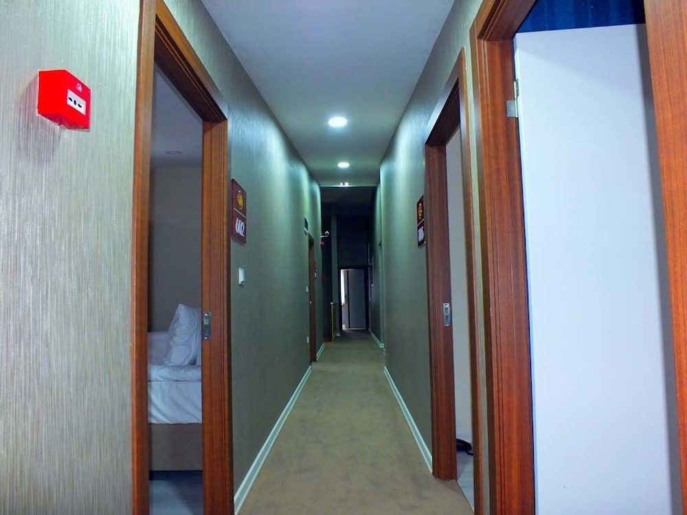 undefined Cebeci Lotis Hotel 8