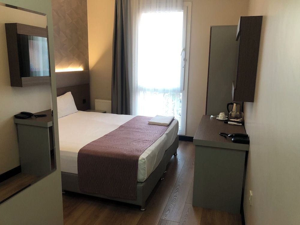 undefined Niconya Port Suite&Hotel 2
