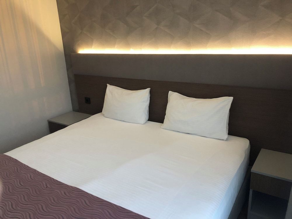 undefined Niconya Port Suite&Hotel 3