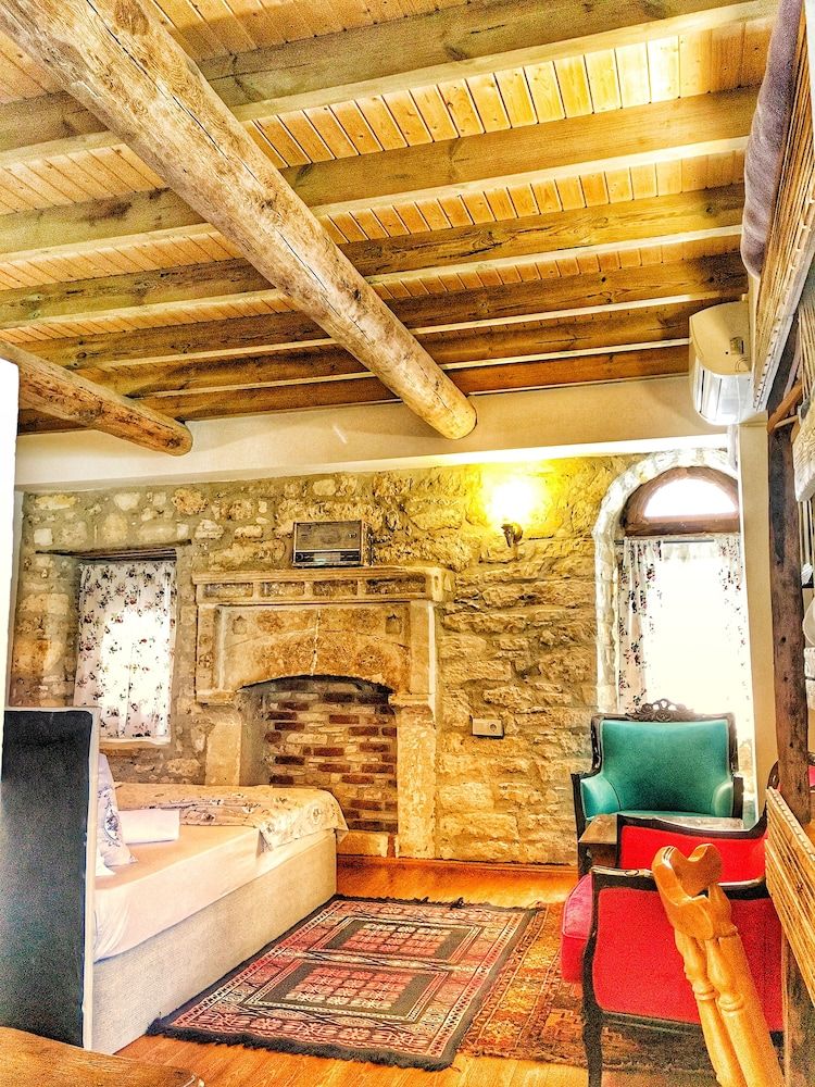 undefined Parmis Boutique House 3