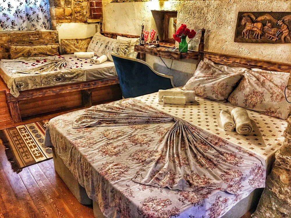 Parmis Boutique House Deluxe Quadruple Room 15