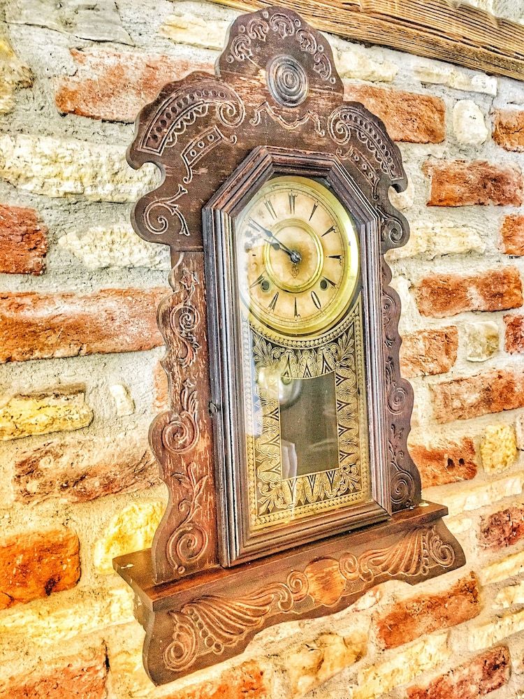 Parmis Boutique House Deluxe Triple Room 7