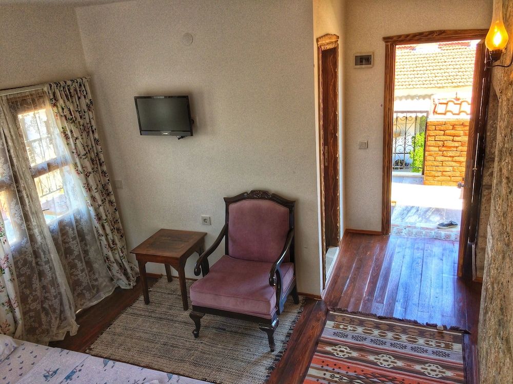 undefined Parmis Boutique House 9