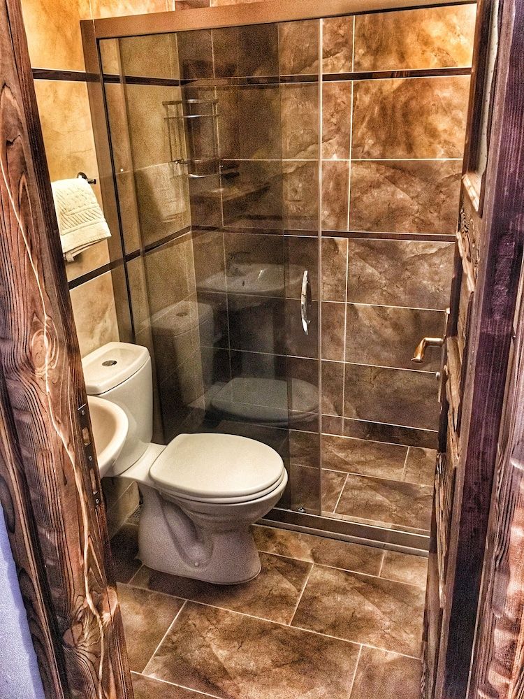 Parmis Boutique House Deluxe Quadruple Room 27